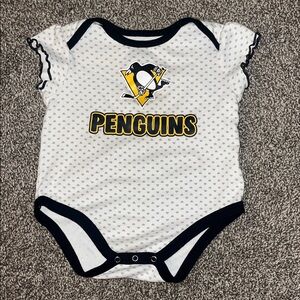 NHL Penguins Infant Bodysuit - White and Black